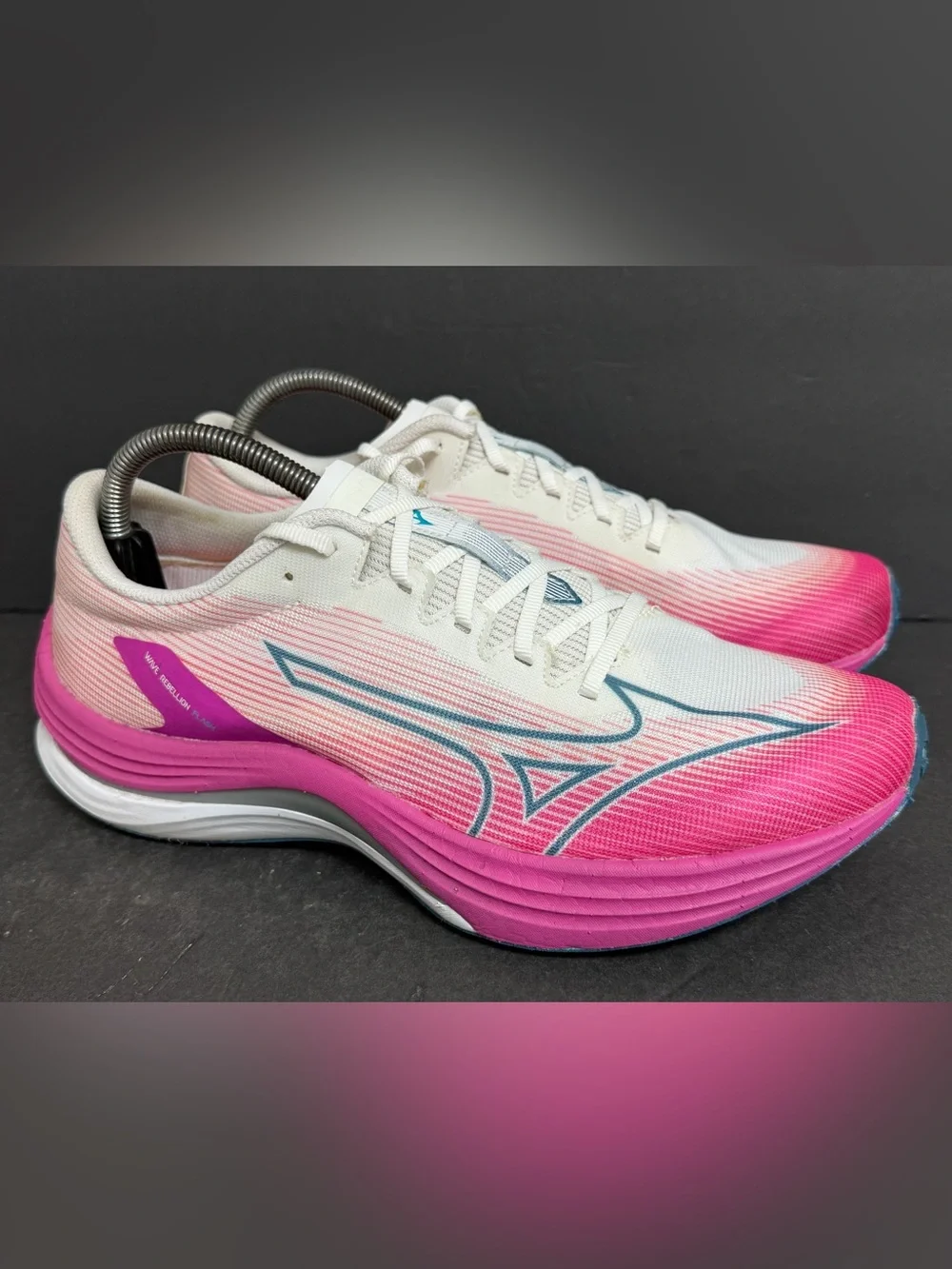 Mizuno Women's Wave Rebellion Flash Running Shoes Size 10.5 EUC $160